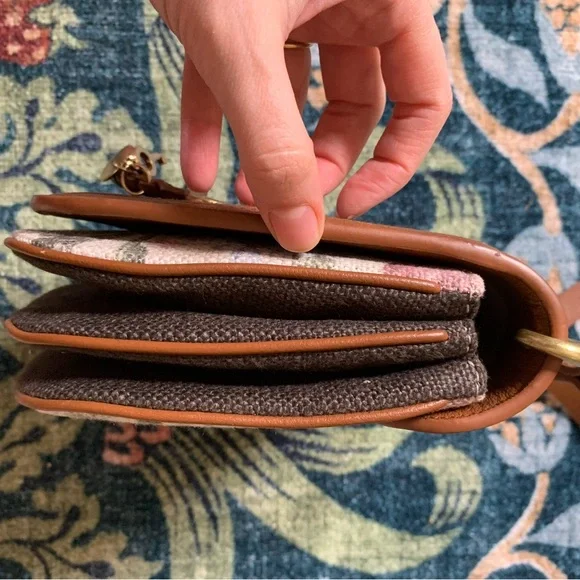 See By Chloe Floral Brown Linen and Leather Crossbody Accordion Bag - Picture 9 of 10